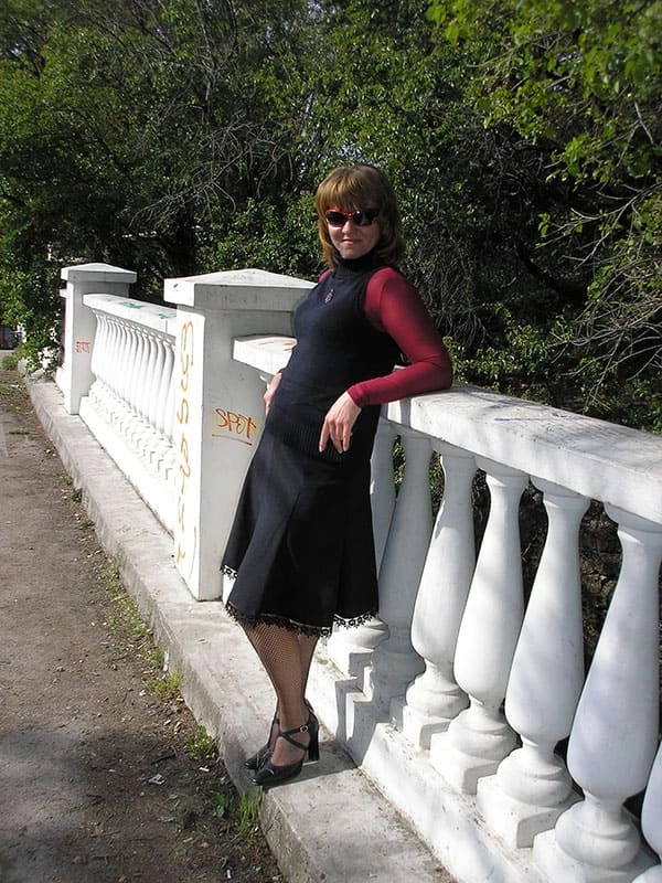 Прогулка по городу с женой, которая не надела трусы