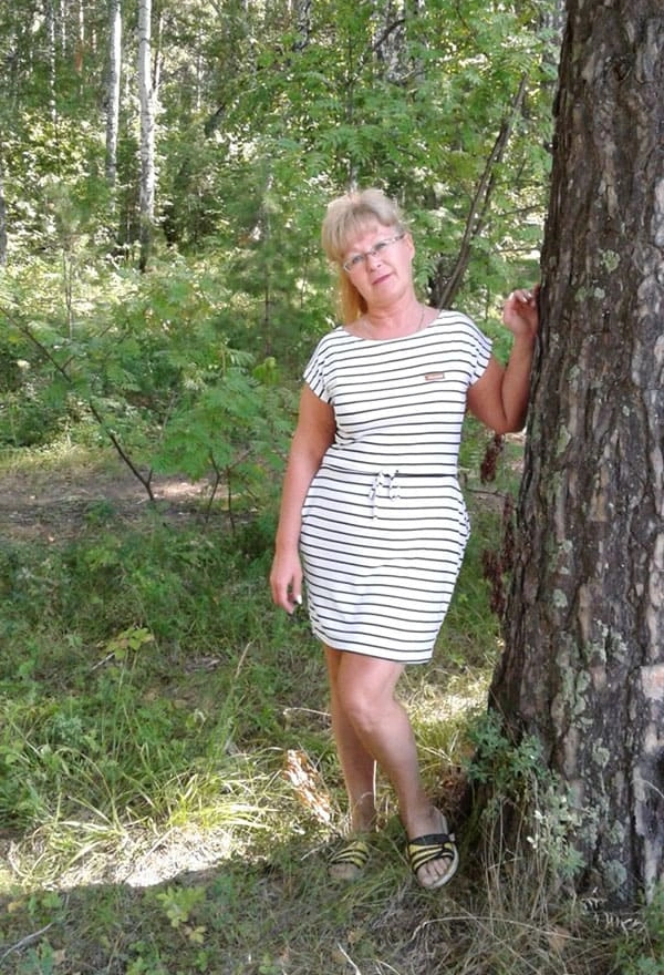 Русские зрелые тещи одетые, а потом голые